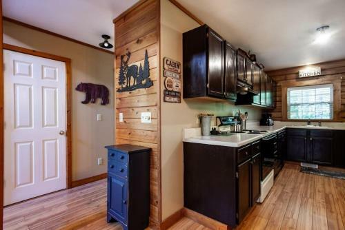Laurel Valley Charmer With Grill And Golf Course Access