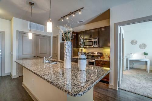 Apartamento Work Play Or Game Day 2 Bedroom 2 Bath