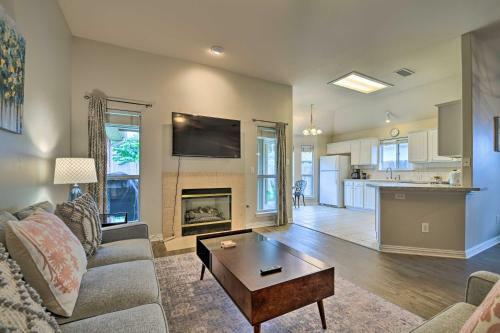 Fort Worth Home With Private Patio And Gas Grill!