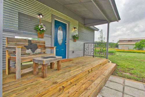 Bc - Blue Jay Getaway