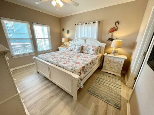 Coastal Cajun Getaway On The Beach! Home