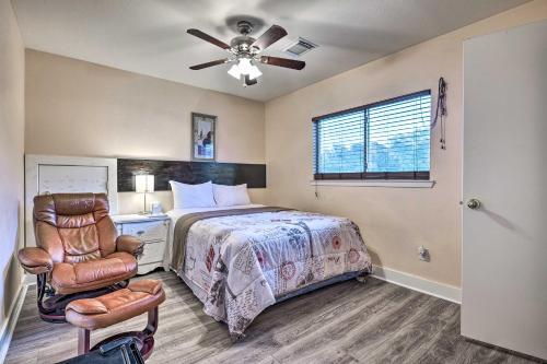 Family-friendly Conroe Home With Patio And Grill!