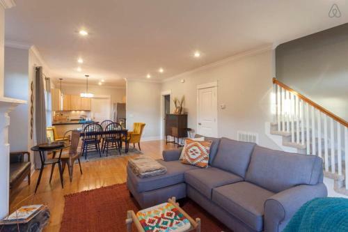 Charming 4bd Bohemian East Nashville Home