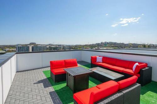 Luxury Townhome Skyline Views Mins To Dt