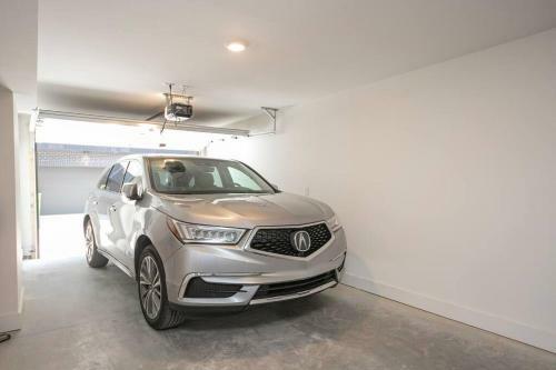 Luxury Townhome Skyline Views Mins To Dt