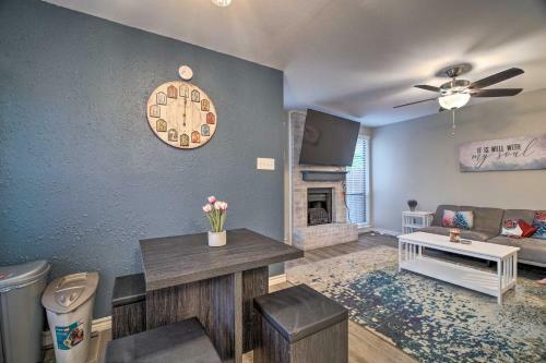 Apartamento Charming Condo With Pool About 2 Mi To Texas A And M!