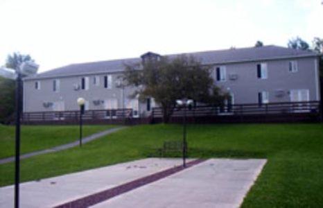 Hotel Acra Manor Resort