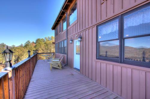 Stunning Cabin: 7 Acres, 360 Views, 20min To Park!