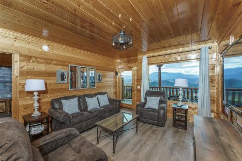 High Expectations - Mountain View, Game Room, Hot Tub