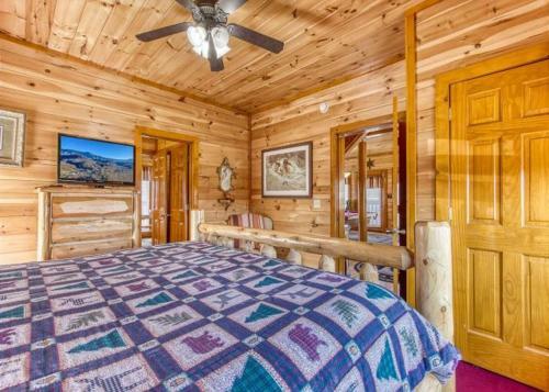Bear Foot Lodge #308 By Aunt Bug's Cabin Rentals