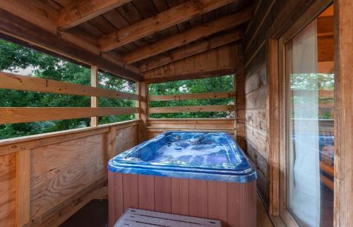 Pappy's Peak Cabin
