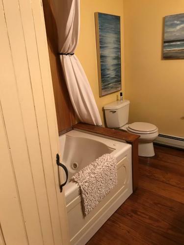 Bed & Breakfast Cs Coach House
