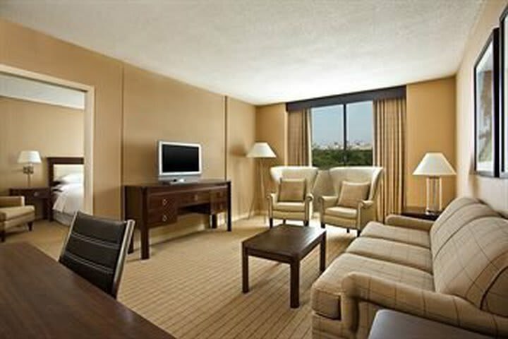 Sheraton Clayton Plaza Hotel