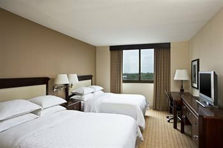 Sheraton Clayton Plaza Hotel