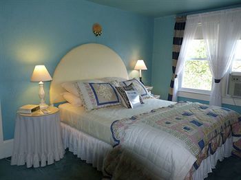 The Bentley Inn Bed And Breakfast