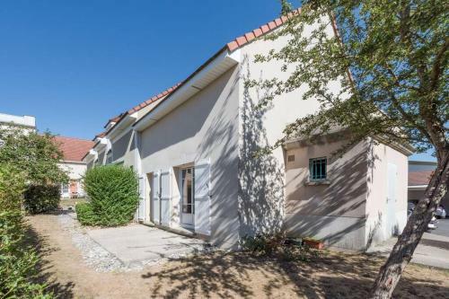 Guest House III