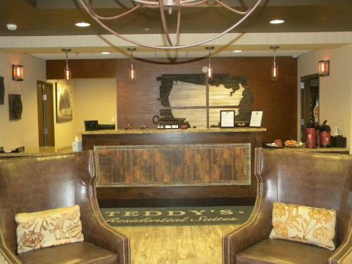 Hotel Teddy's Residential Suites