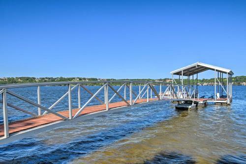 Spacious Granbury Home With Lakefront Outdoor Oasis!