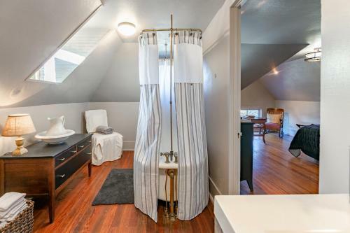 Blue Heron Bed And Breakfast On Lake Granbury