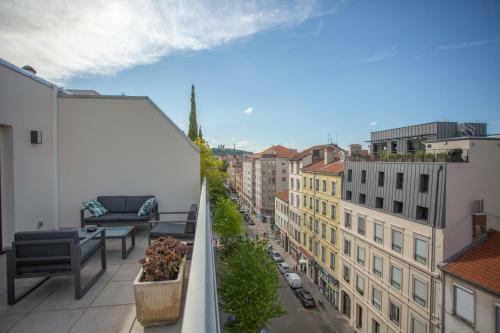 Apartamento Au 7e Ciel - Terrasse 50m2, Parking, Clim