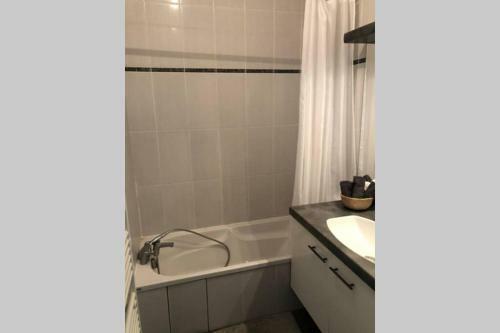 Apartamento Grand T3 Lyon Confluence Avec 2 Balcons Vue Sa�ne