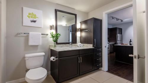 Cozysuites Gorgeous 1br 1ba Apartment Downtown