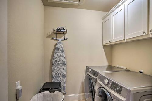 Upscale Dallas Getaway About 5 Mi To Downtown!