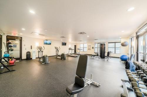 Apartamento 2br Executive Suite With Pool, Gym By Envitae
