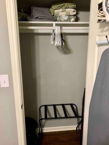 Witte Wonderland - Separate Garage Apartment!!