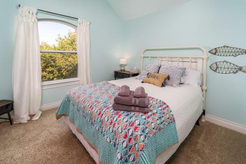 Campa Pajama Lakeside Getaway