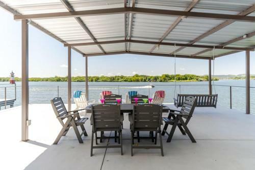 Campa Pajama Lakeside Getaway