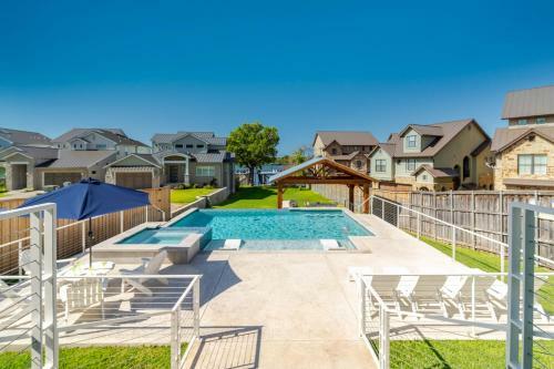 Campa Pajama Lakeside Getaway