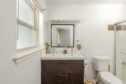 Oasis 3 Near Dfw Airport With Mediterranean Setting