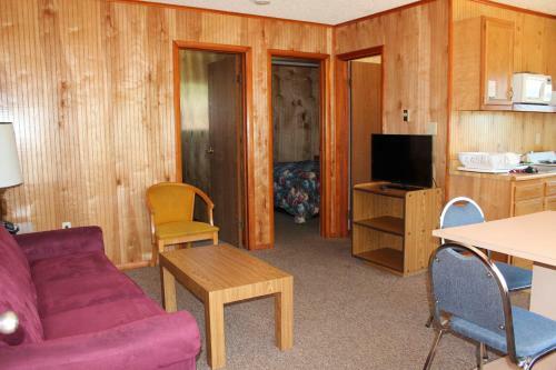 Hotel Flamingo Resort On Lake George