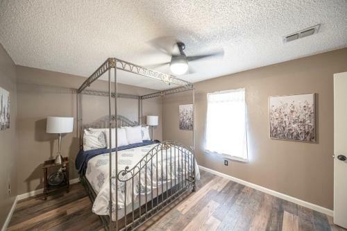 Right At Home- Midland Rio