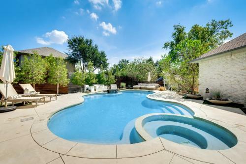 Villa Award Winning Water Front Home