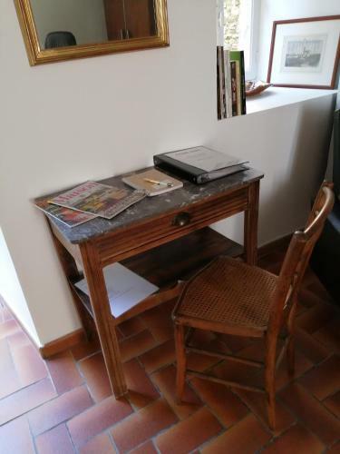La Maison Des Rosiers