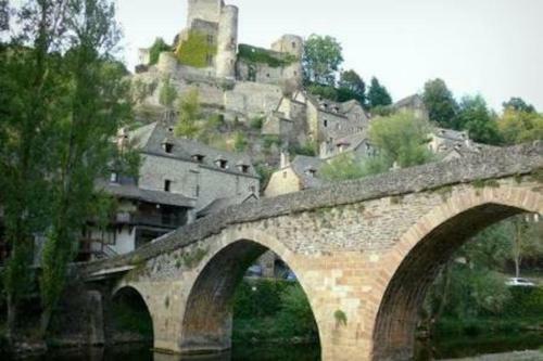 "l'atelier"g�te Perch� � La Campagne-15 Min de Rodez
