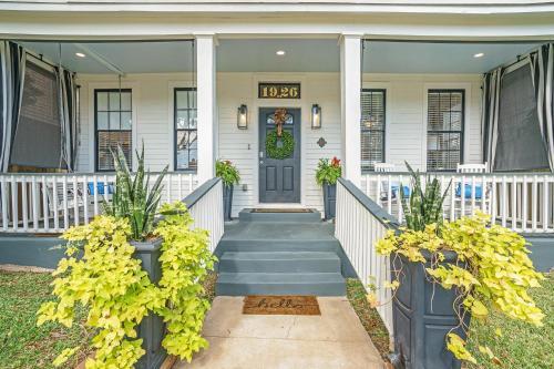 1896 Gulf Coast Cottage