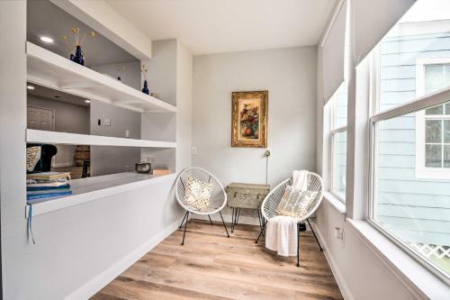Bright And Airy Galveston Home Less Than 2 Mi To Beach!
