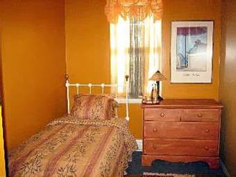 Albergue Bronx Guest House