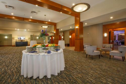 Hotel Doubletree By Hilton Rochester