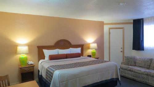 Hotel Americas Best Value Inn Raton Sands