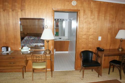 Northern Peaks Motor Inn