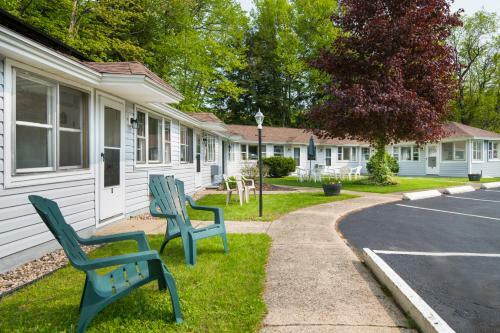 Mt. Liberty Cabins & Motel