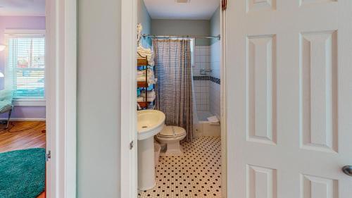 423 Ave C Home