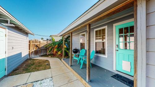423 Ave C Home