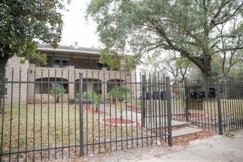 Apartamento East Downtown Hideaway