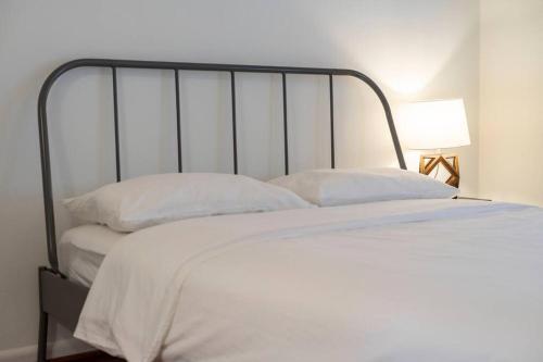 Apartamento Montrose Retro Gem W/parking, Coffee And Netflix