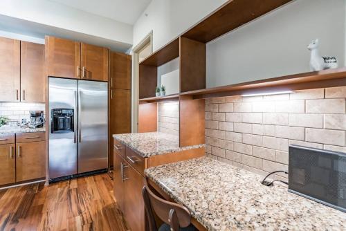 Apartamento Centrally Located Suite + Pool + Gym